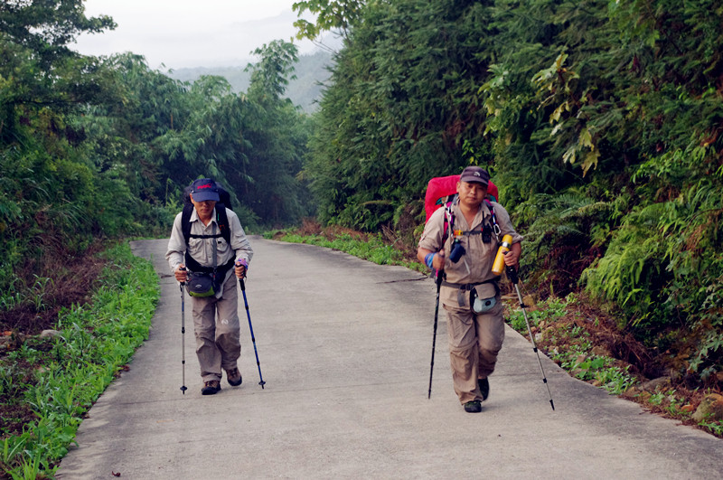 �Ȳ�ǰ�еĳ�Ե������