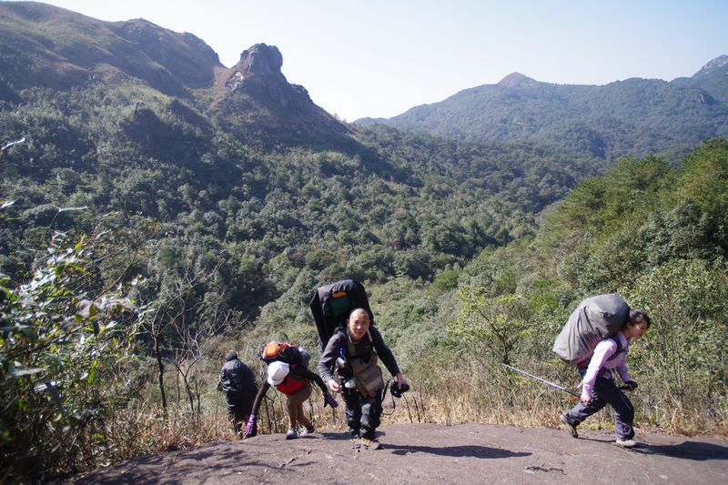 1964�������ߣ��Ĺ�ͷ�ر�ҫ��