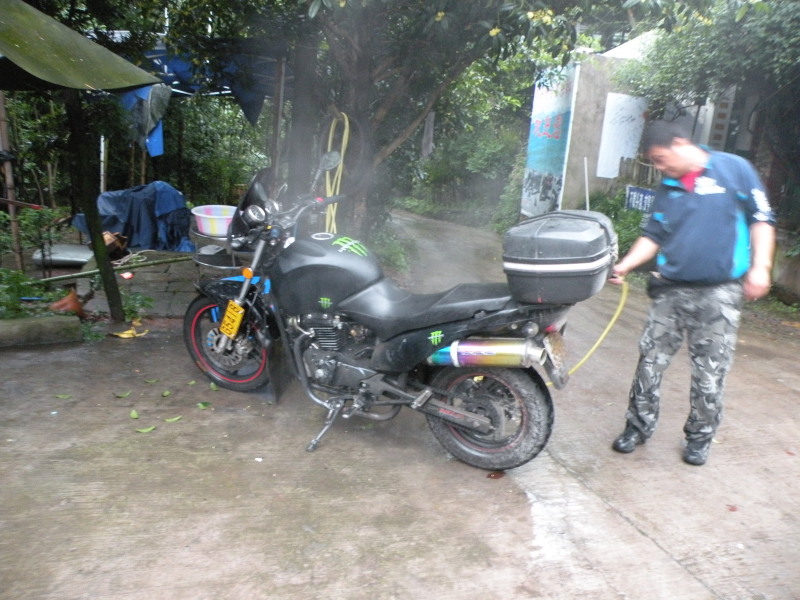 �Ͼ�Ħ��ϴ����