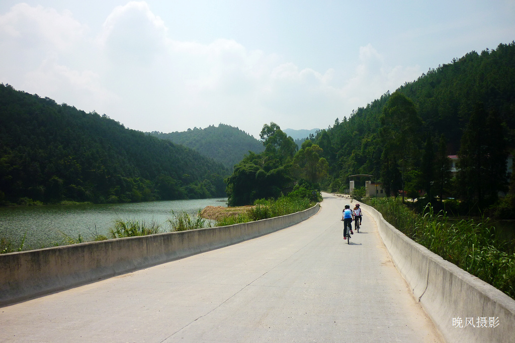 ׼����Խ��Զ�뻨�����硣