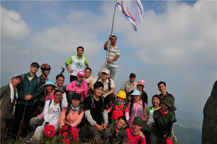 ���½���λ���ҹ���