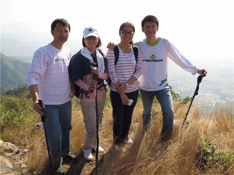 5��С�ֶӣ���������