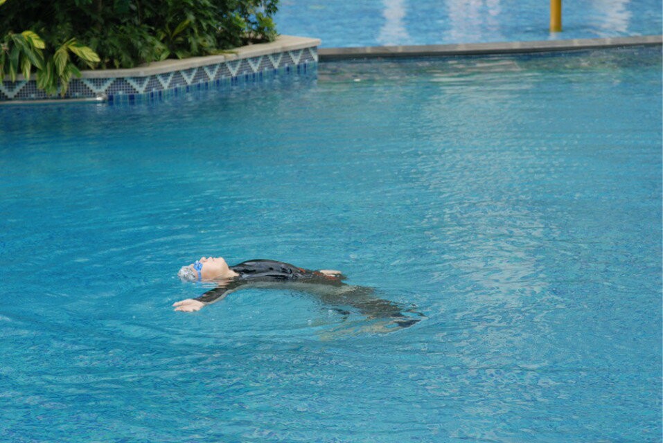 ������������Ӿ���Ծ�