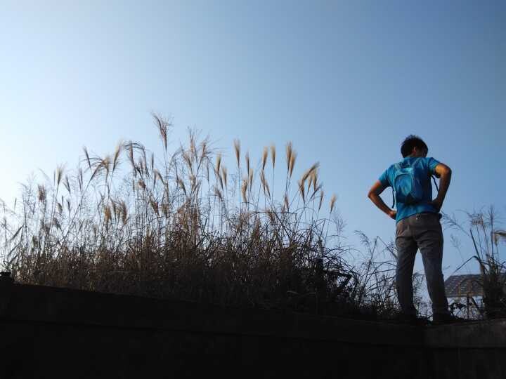 �����ǣ����Ӱ�����ұ�����