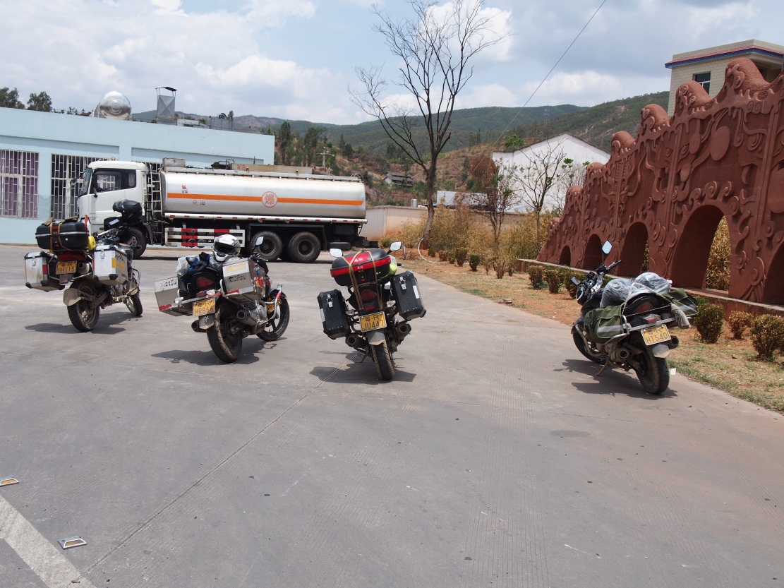 ���ٷ�������Ϣ