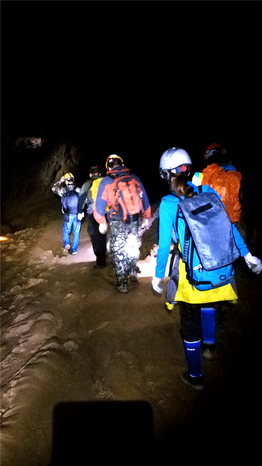 ����ǰ��