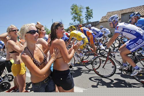 �Ը���Ů������