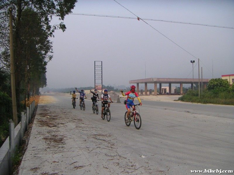 x���г����ĵ�һ�ݶ�