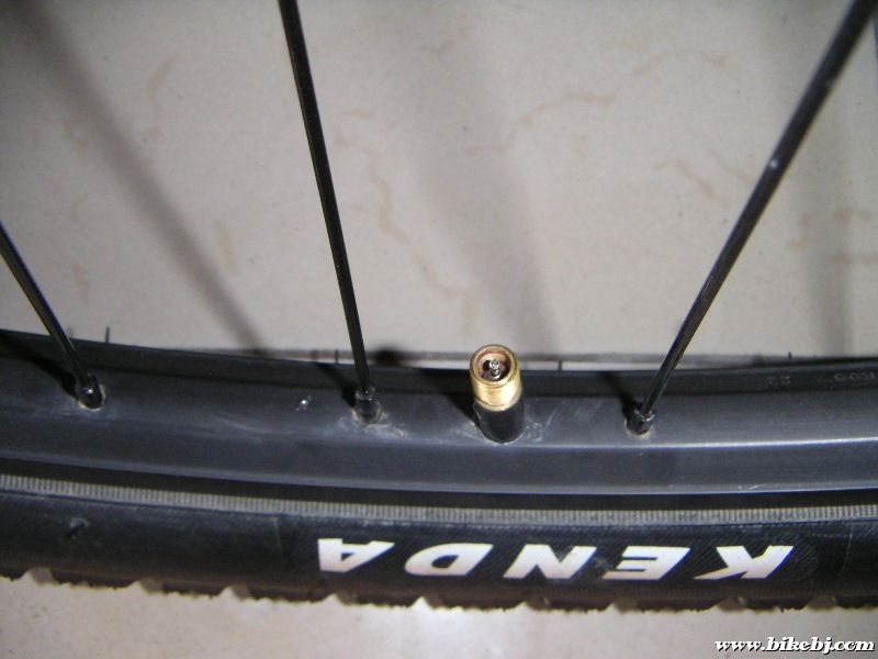 Ҫ���ĵ�һ��,���Ƿ���,�˴�������Ϊ��,��ס�м������,�Ϳ��Է�����