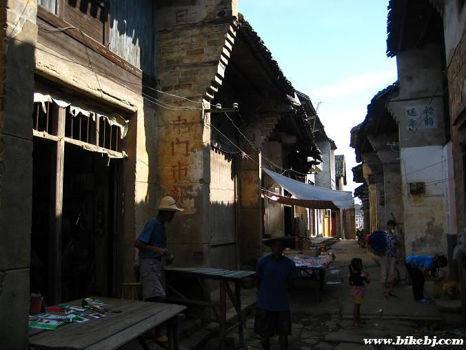 ���꽭���Ͻ�