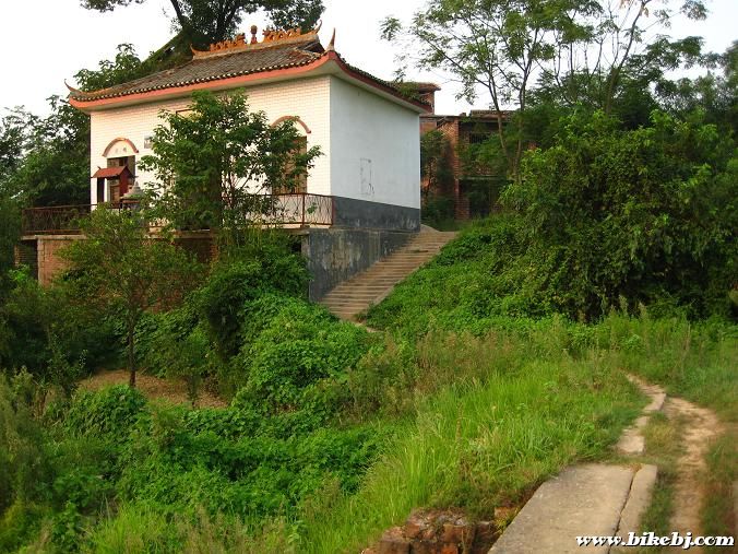 �ﳵǰ�����ӣ�·��һ��������