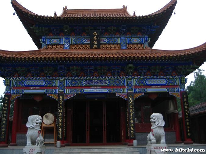 ���۱���