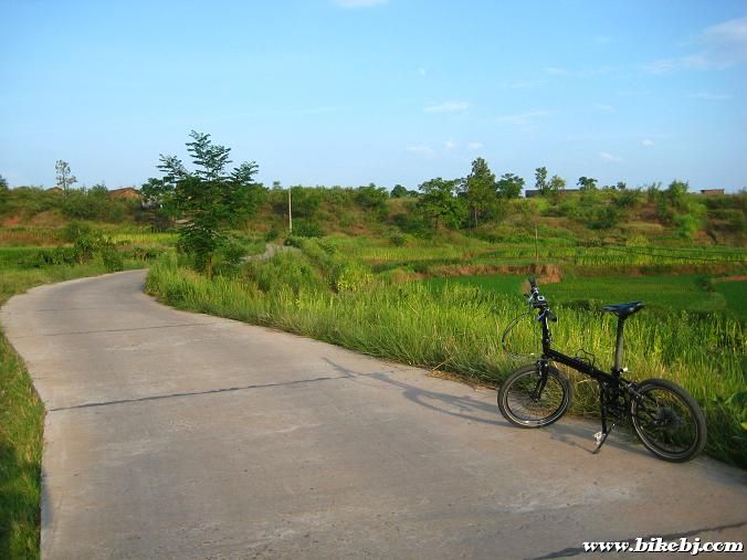 ��ͨ�˴�����ˮ��·����Ȼ�����г���