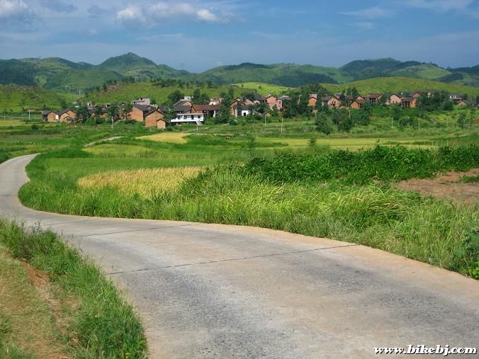 �ر��ʺ����е���幫·������ֱ����ˮ