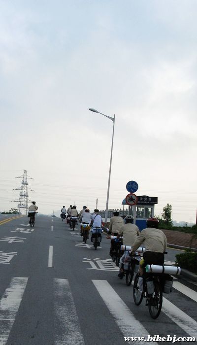 ����..���λ����԰�...