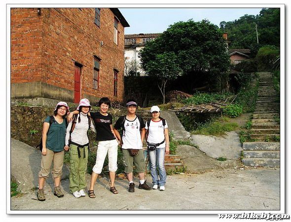 ר��Ϊ�������еľ�β�����Һ�Ӱ