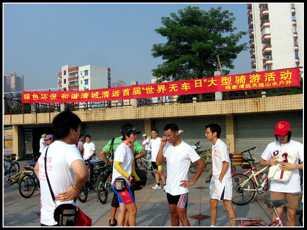 æµ�ĺڱ���ι��ˮ�أ�ˮ���Ƕ�ȥ�ˡ���