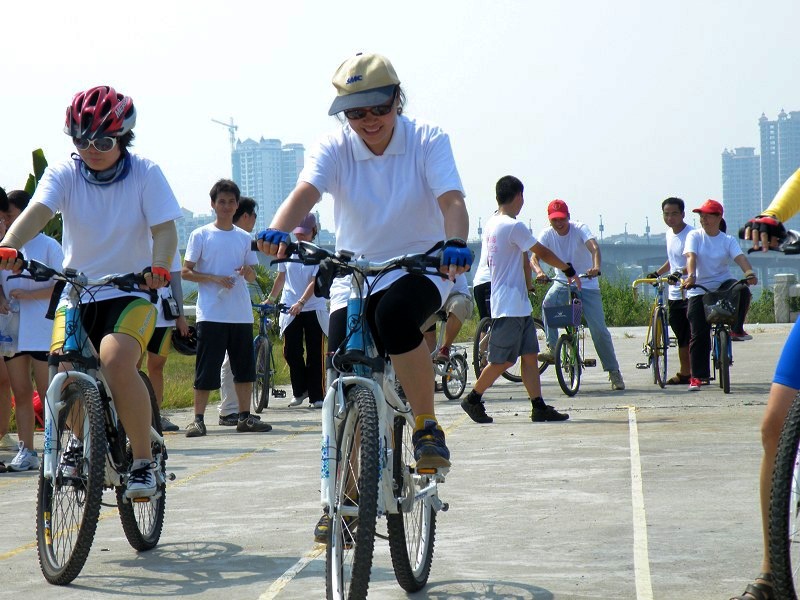 �׸�+����