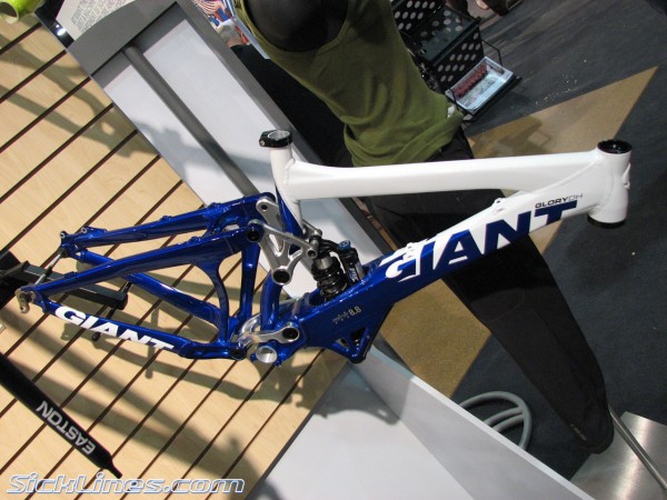 2008_Giant_Interbike06.jpg