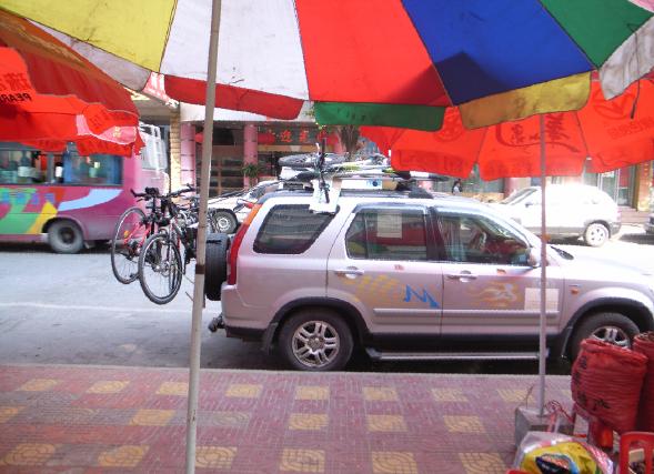 ��ɽż��˳�����г����ֲ�,�㿴�˼Ҷ�רҵ��.