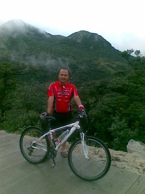 ������ǵ�һ��ķ嶥,����Ʈ��.