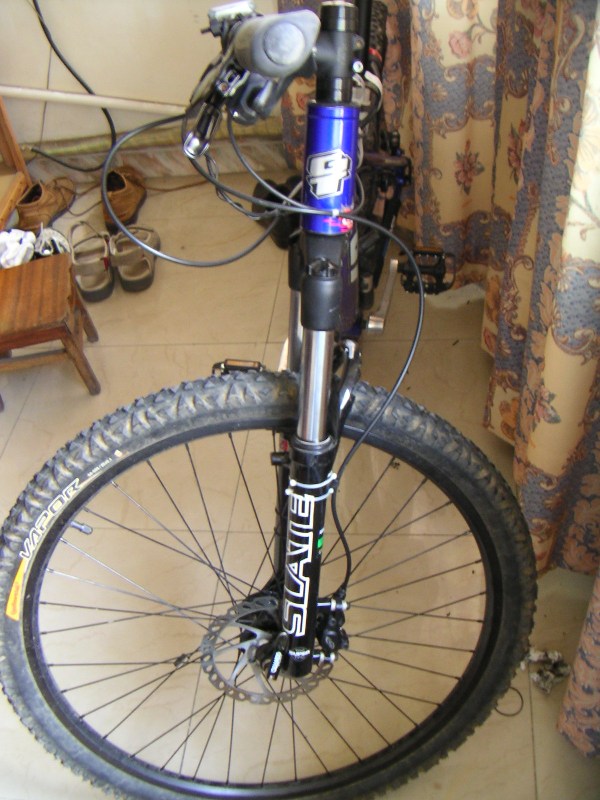 80cm���͹ܣ���û���ߣ�ֻ����һ�¿�