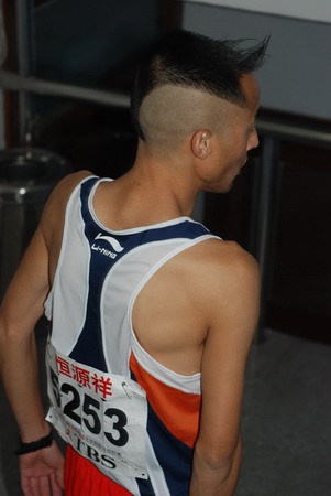 ����ǧ����