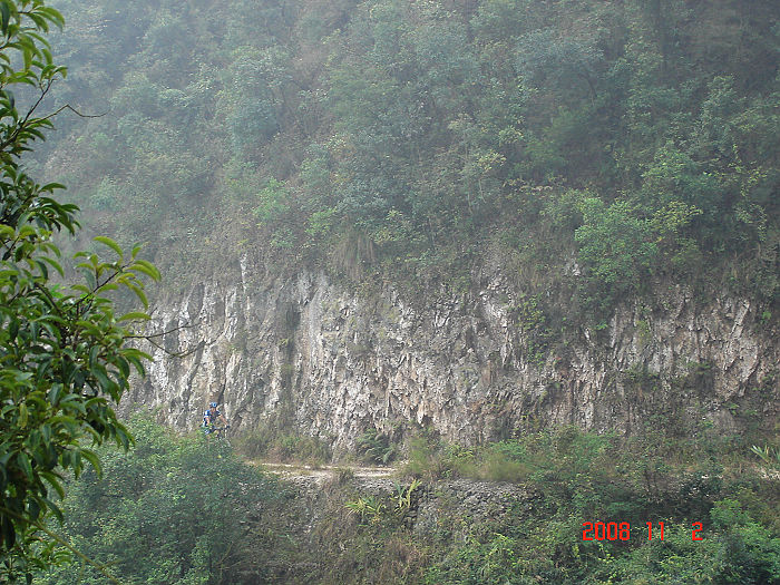 ���ڻ����С�