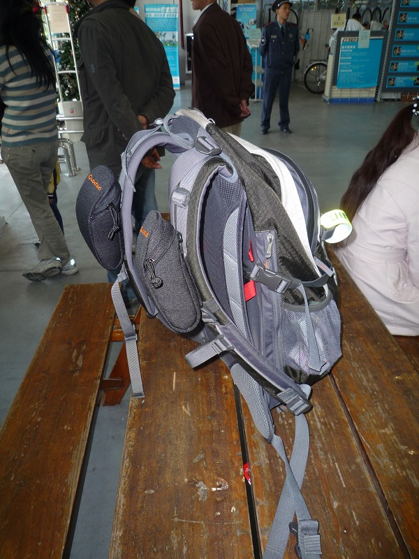 ����������