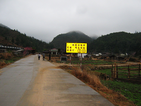 ���϶����ͤǰ�����·���ҹ�