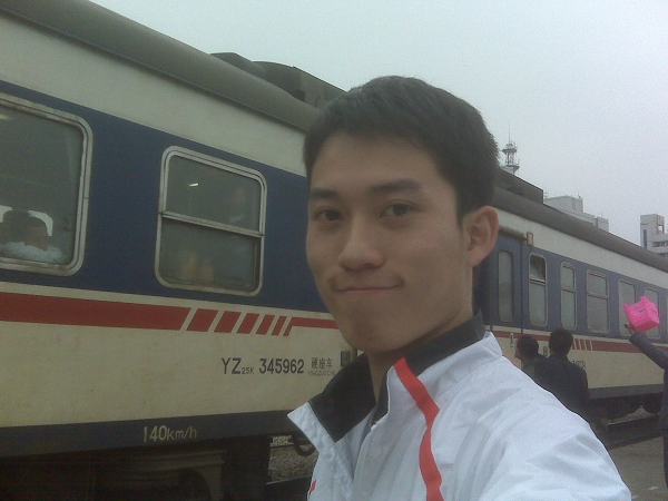 ������2hours later ��վ������һЦ��лл�㡣