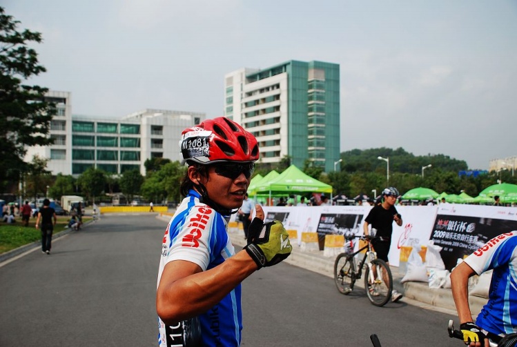 ��ɱ��� YE~~�ɼ���ͦ�����