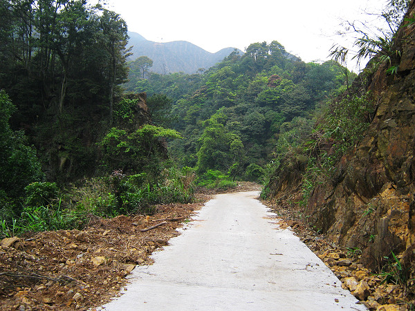 ��˵����ˬ�ĳ�ɽ·�ξ�����������г�����ˡ���