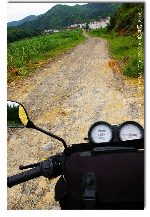 ���ߵ�����᫵�С·