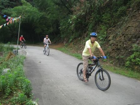 һ·��������ġ�ʮ��ǰ�������ҿ�ʼ����ʮ��ǰ�Լ��ڸ�������Ȼ�ǡ���һƬ�հף�