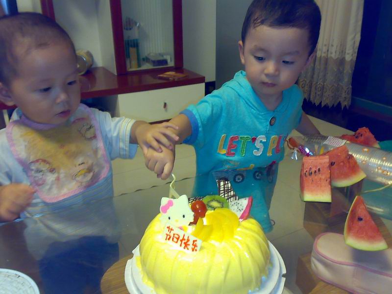 ���е��⣡��ʵ���Ҹոմӹ��������ջ�ϻ���~~