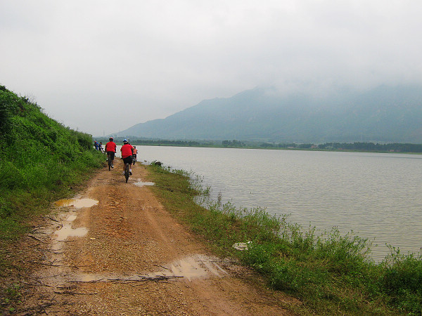 ���з�����