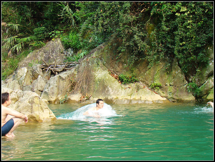 ����˹GG��Ӿ�ı��¿ɴ��ˣ������γ���ô���ˮ��