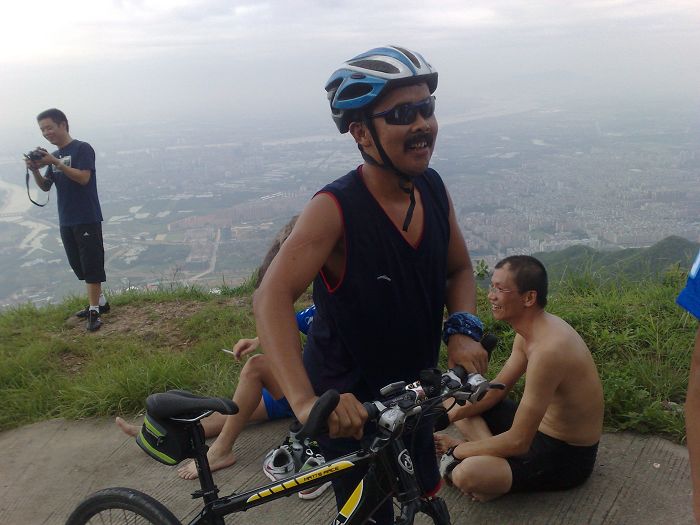 �����к���߹