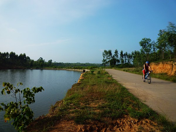 ����������