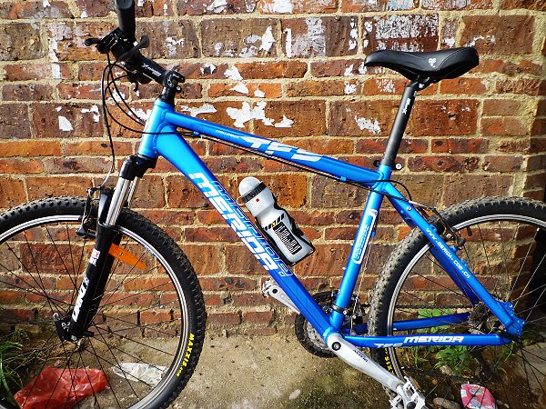 ��ɫ��ս��