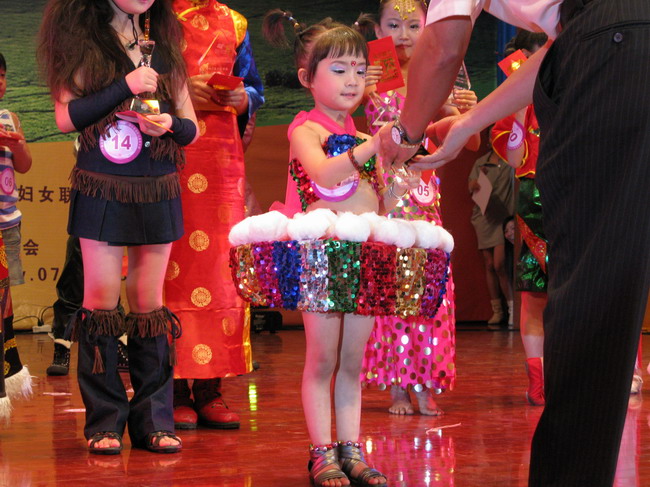 ����������