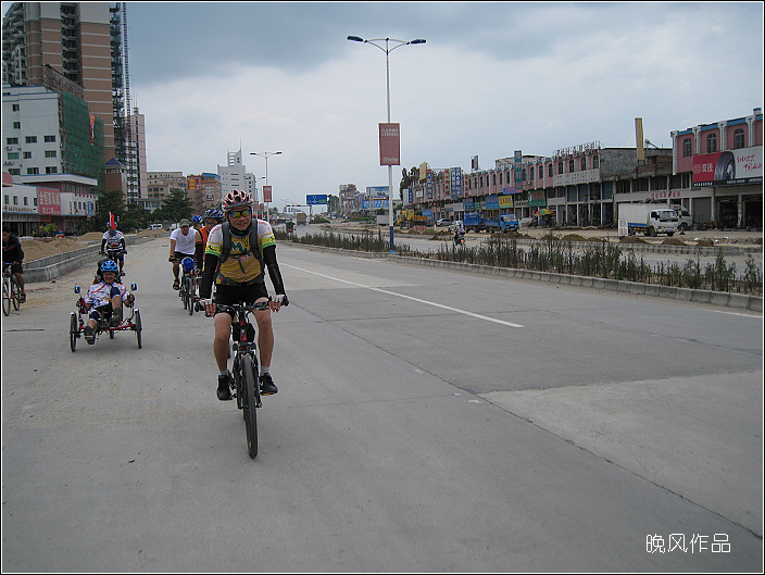 ���󲿶�����Ӣ��·