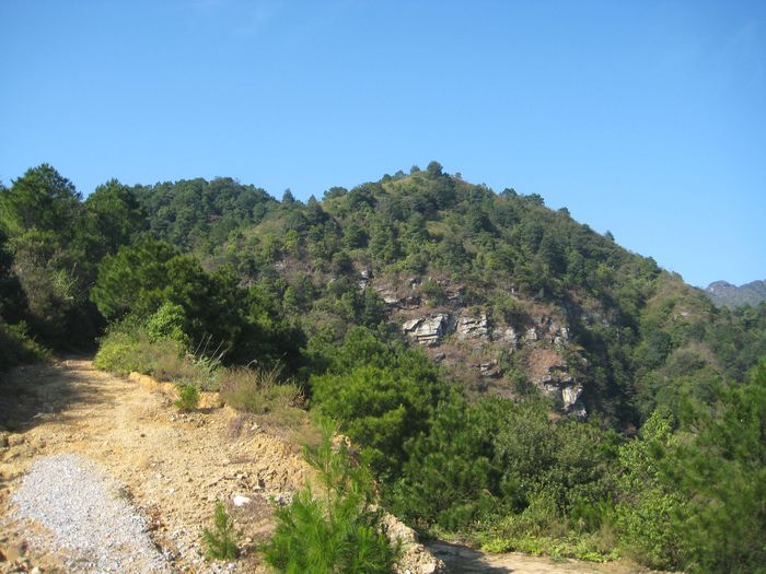 ����ת����һ��ɽ��