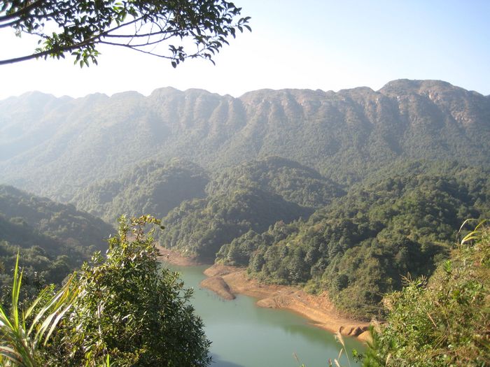 ���ڼ���������Ⱥɽ����������ɽˮ����