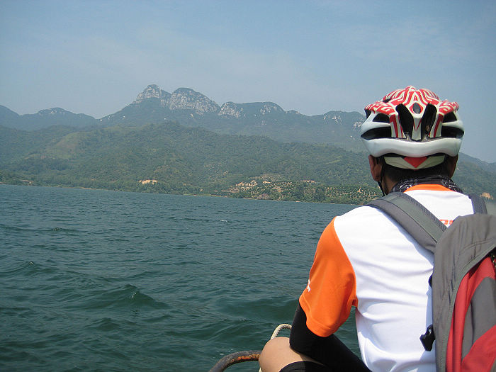 ���˺ͺ����������������ɽɫ�е�����