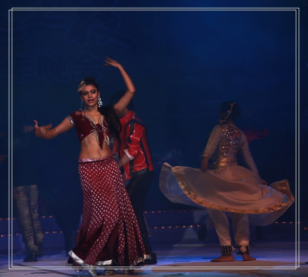 2010��������-ӡ���赸 245_��С��С.jpg