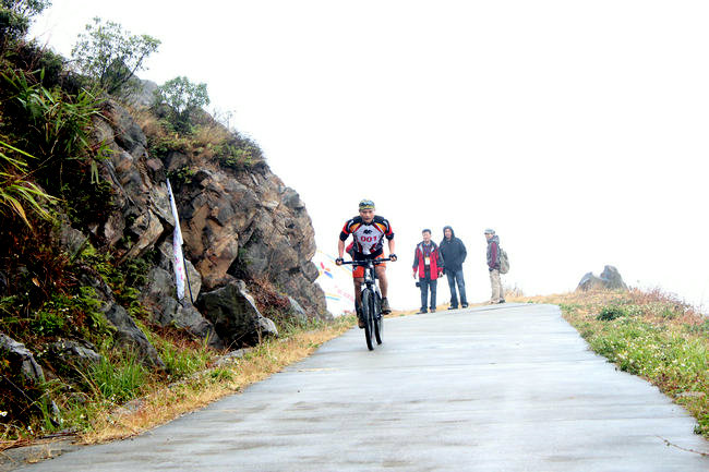 2010.12.12�ڶ����Ƭɽ���������� 163.jpg